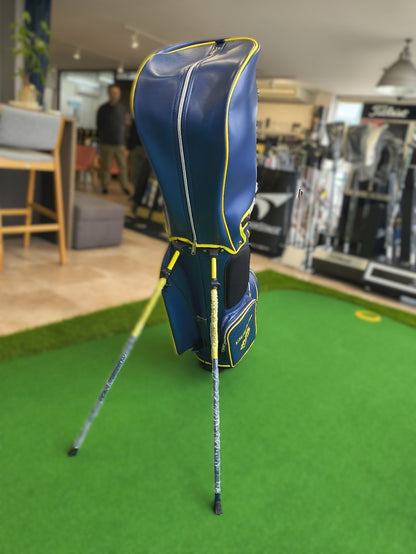 DCC761F FD Collabo Stand Bag